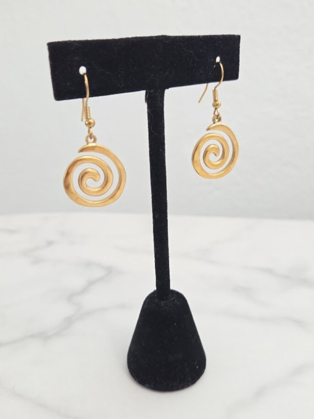 Gold Spiral Dangle Earrings Swirl Drop Boho Minimalist Jewelry - Picture 9 of 9